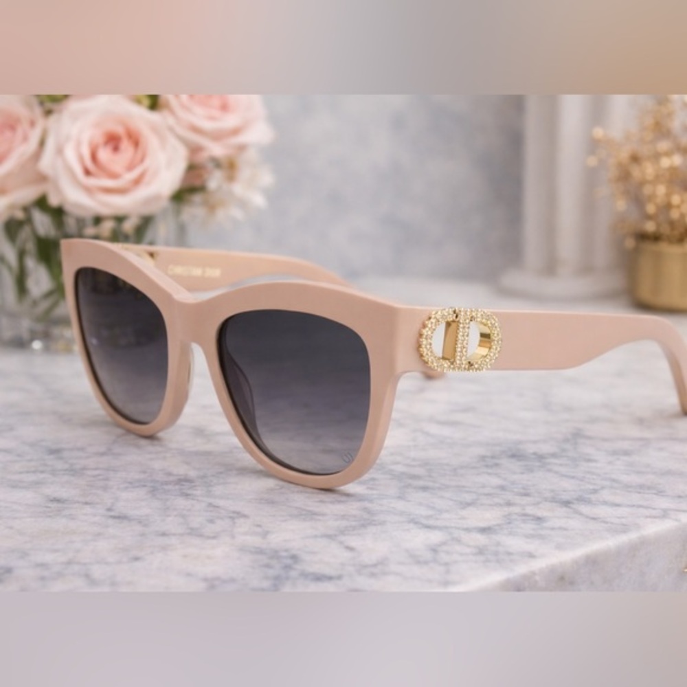 Authentic Christian Dior 30 Montaigne B4I Crystal Sunglasses Nude Pink CD